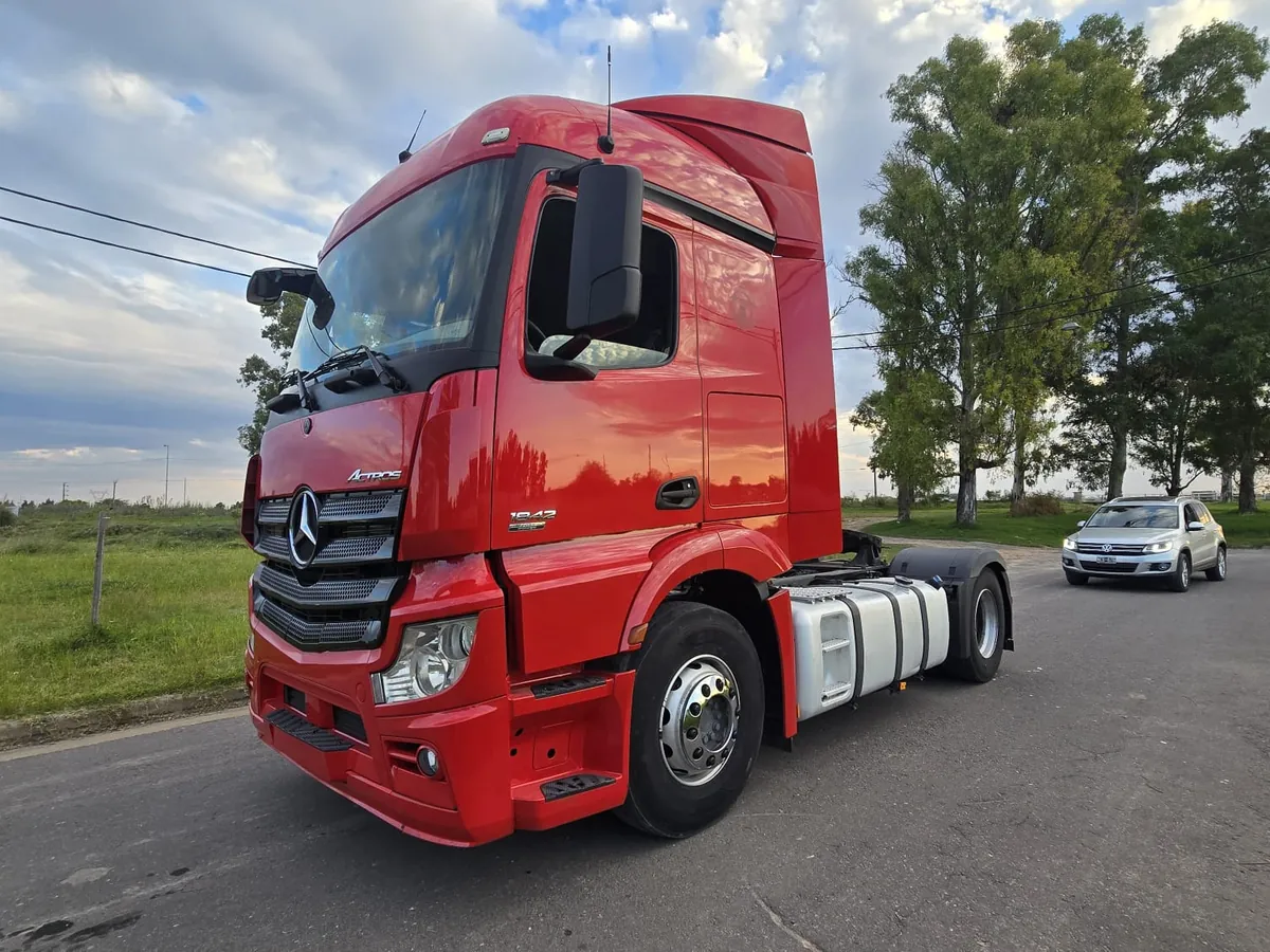 Buying and selling commercial vehicles
